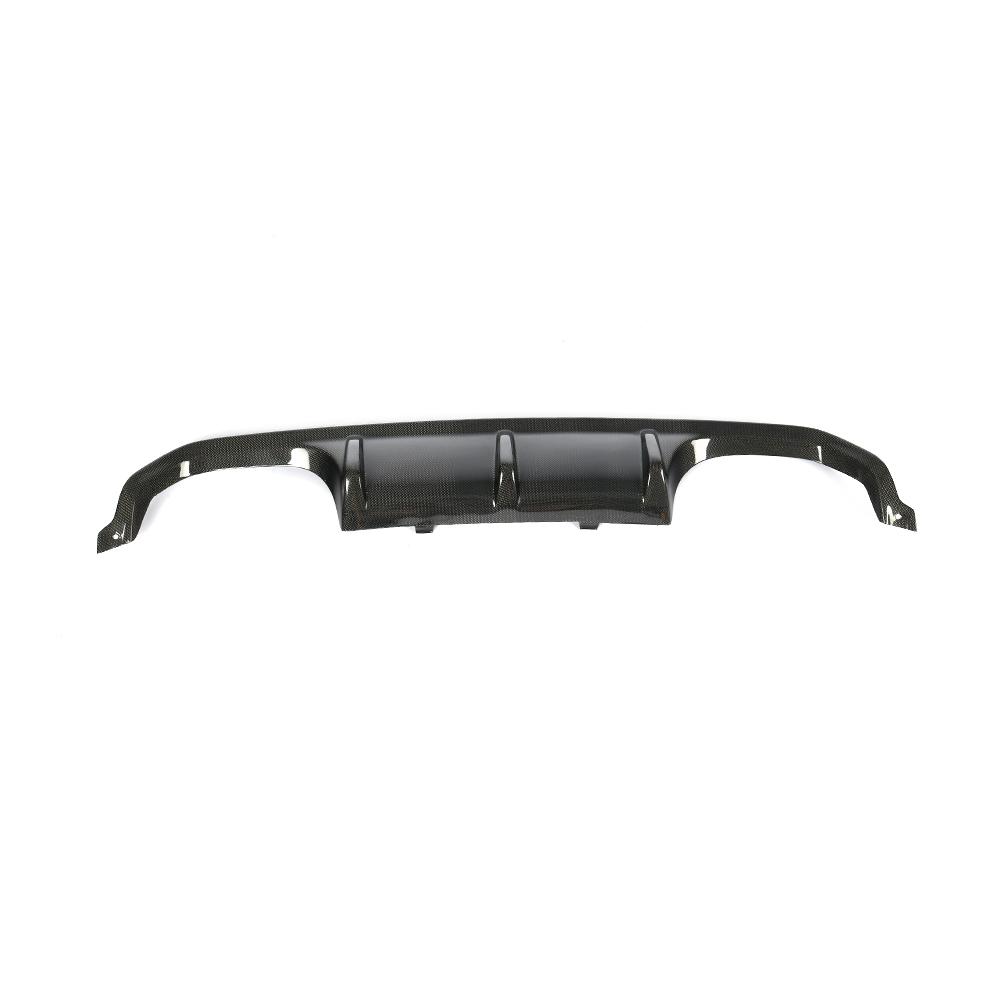 BMW M3 F80 / M4 F82 - CARBON FIBER REAR DIFFUSER
