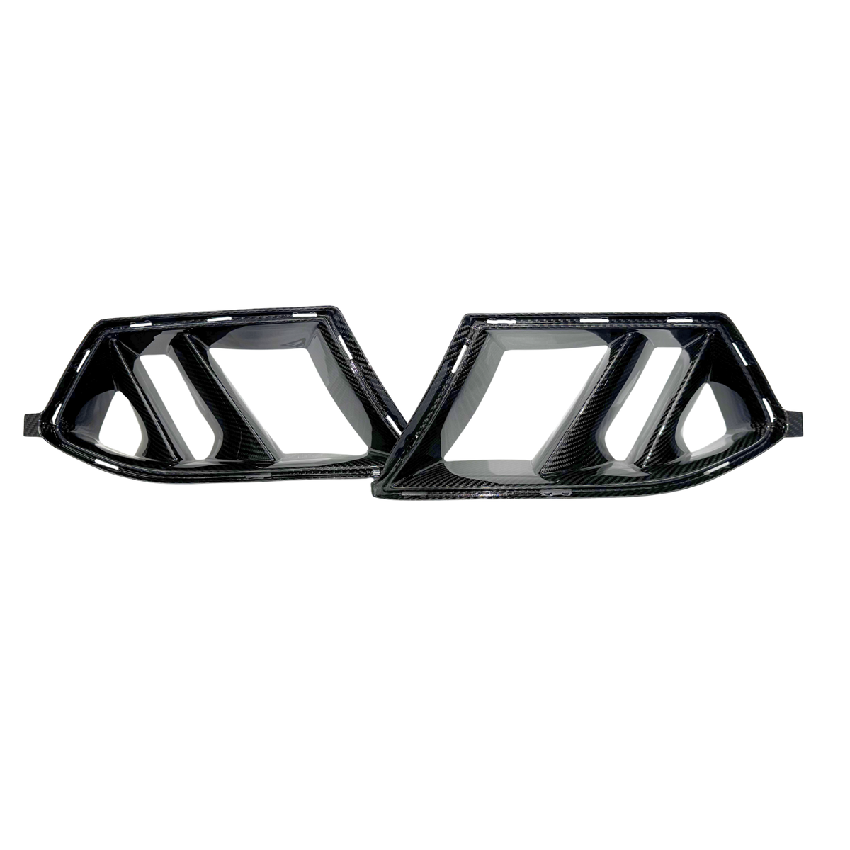 BMW M3 G80 / M4 G82 - CARBON FIBER TWIN FIN DUCTS (V2)